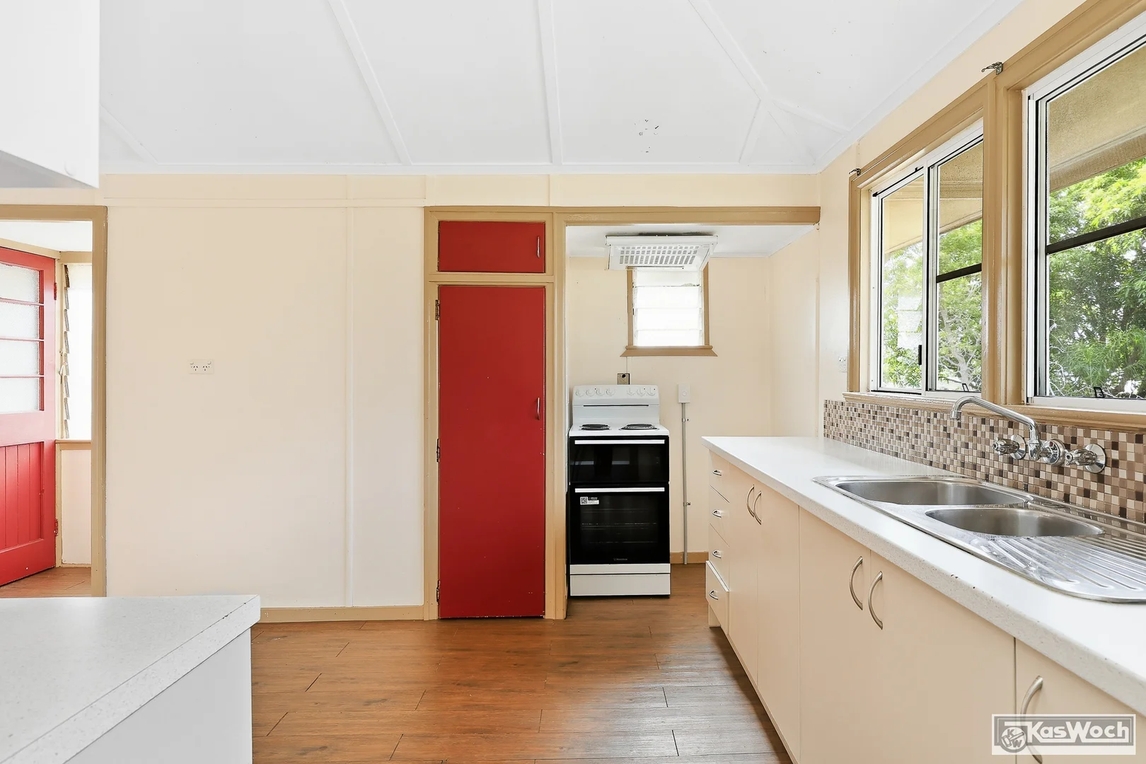 Additional image 18 of 293 Hutton Street, Berserker QLD 4701