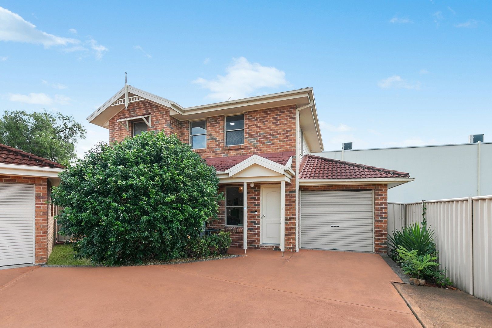 2 bedrooms Townhouse in 4/40 North Avenue CESSNOCK NSW, 2325