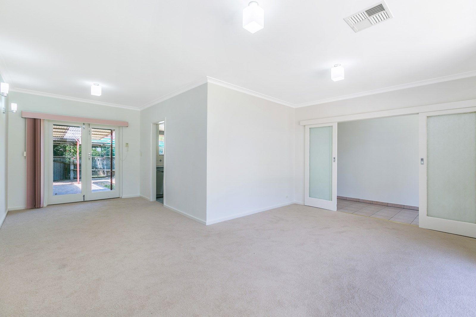 32 Bone Street, Morphett Vale SA 5162, Image 2