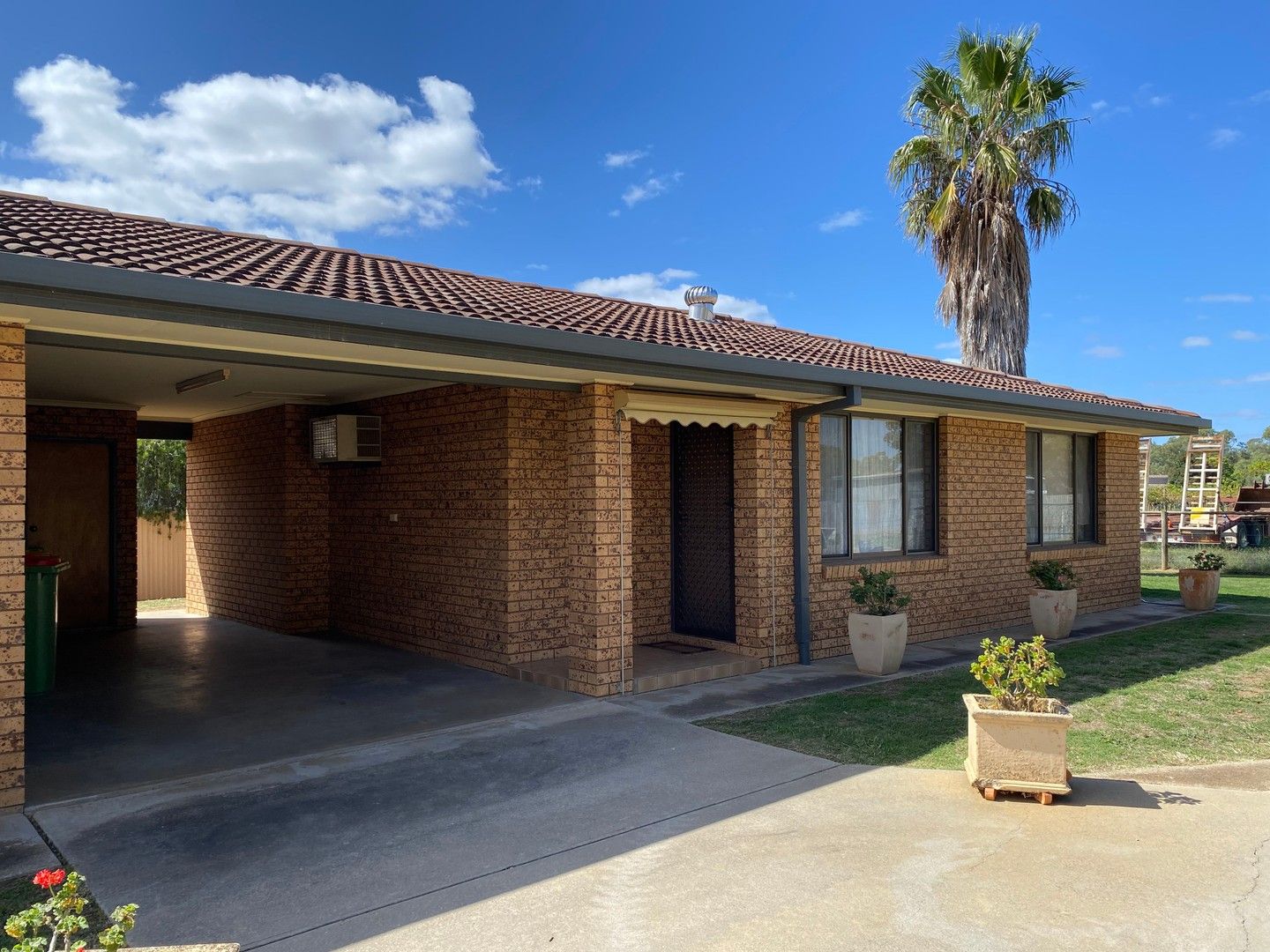 2 bedrooms Apartment / Unit / Flat in 3/292 Honour Avenue COROWA NSW, 2646