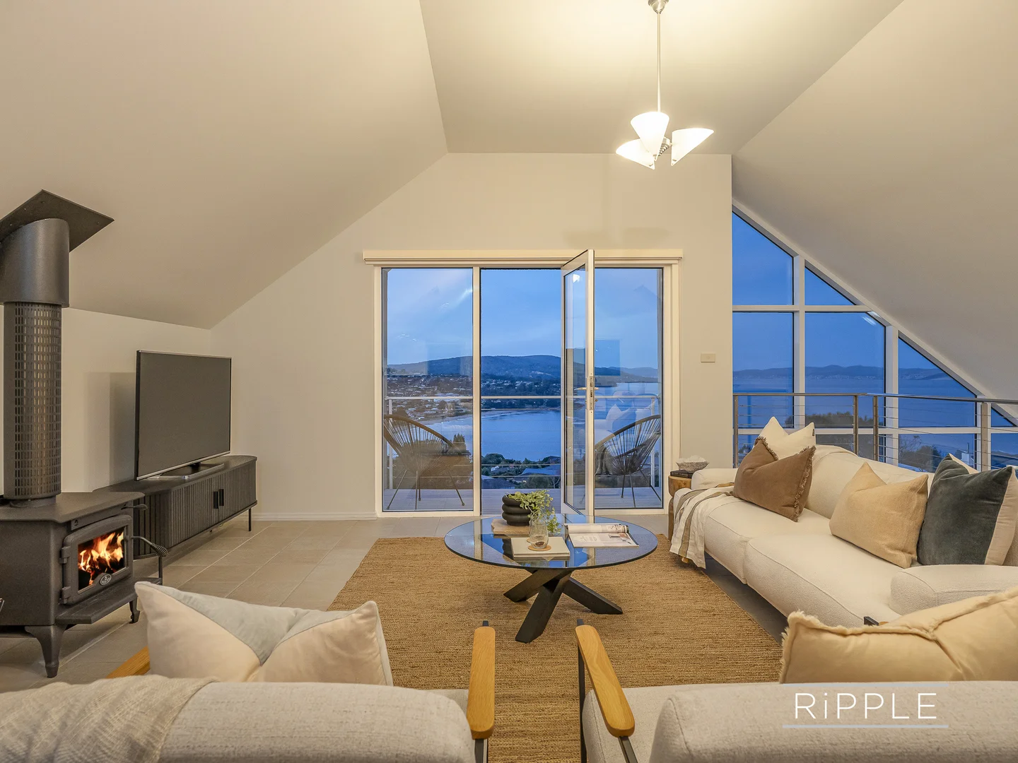 Additional image 4 of 27 Tahune Crescent, Blackmans Bay TAS 7052
