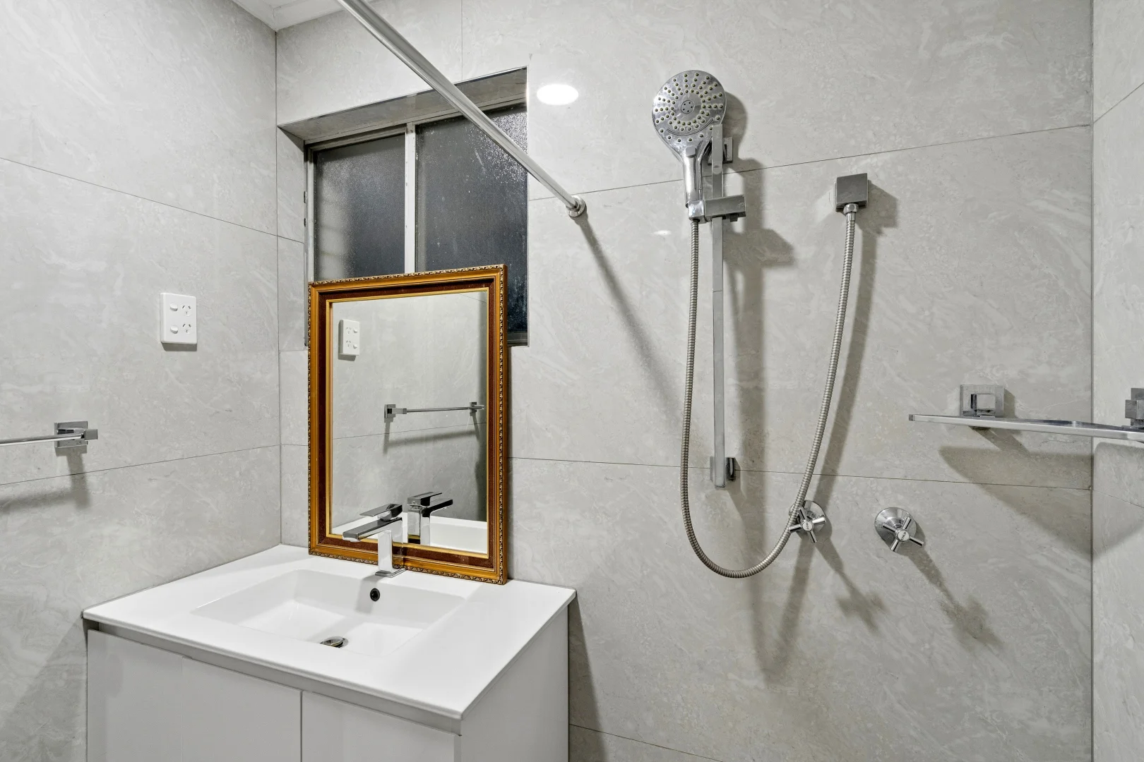 Additional image 14 of 69 Carisbrooke Street, Maddington WA 6109