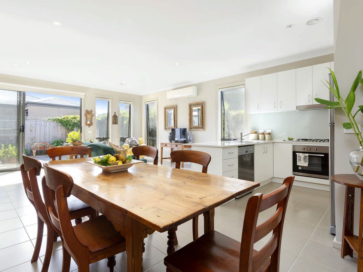 2/23 - 25 Myers Road, Bittern VIC 3918, Image 1