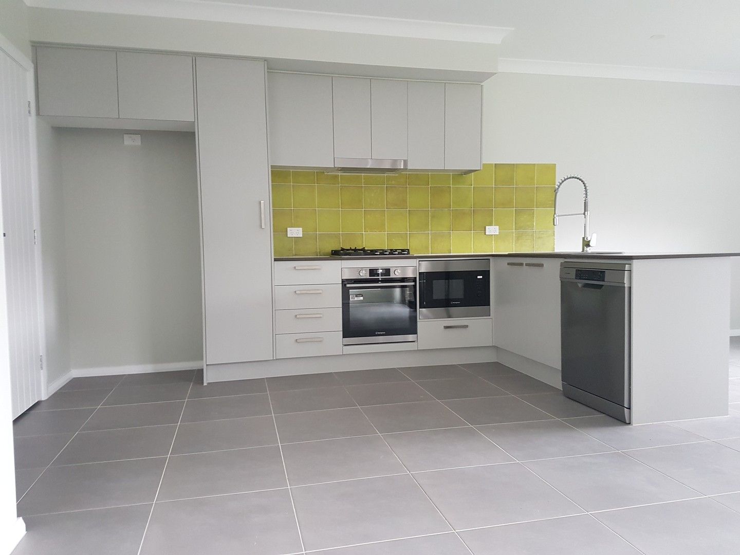 1 bedrooms Apartment / Unit / Flat in 67a Fairmont Boulevarde HAMLYN TERRACE NSW, 2259