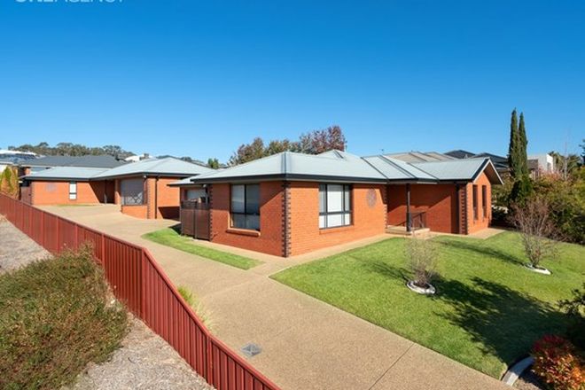 Picture of 1 & 2 / 9 Osterley Street, BOURKELANDS NSW 2650