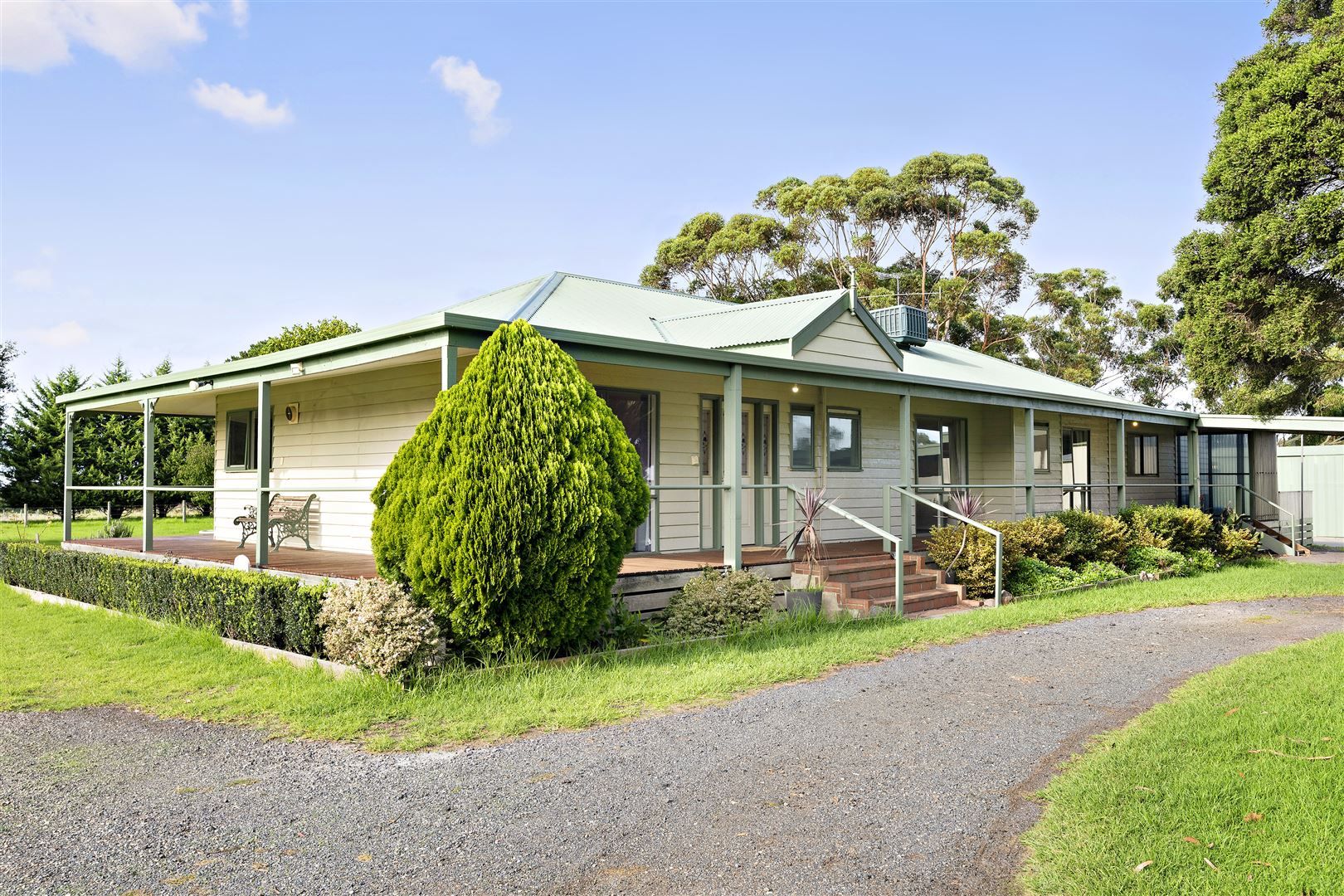 4 bedrooms Acreage / Semi-Rural in 340 Baxter Tooradin Road BAXTER VIC, 3911