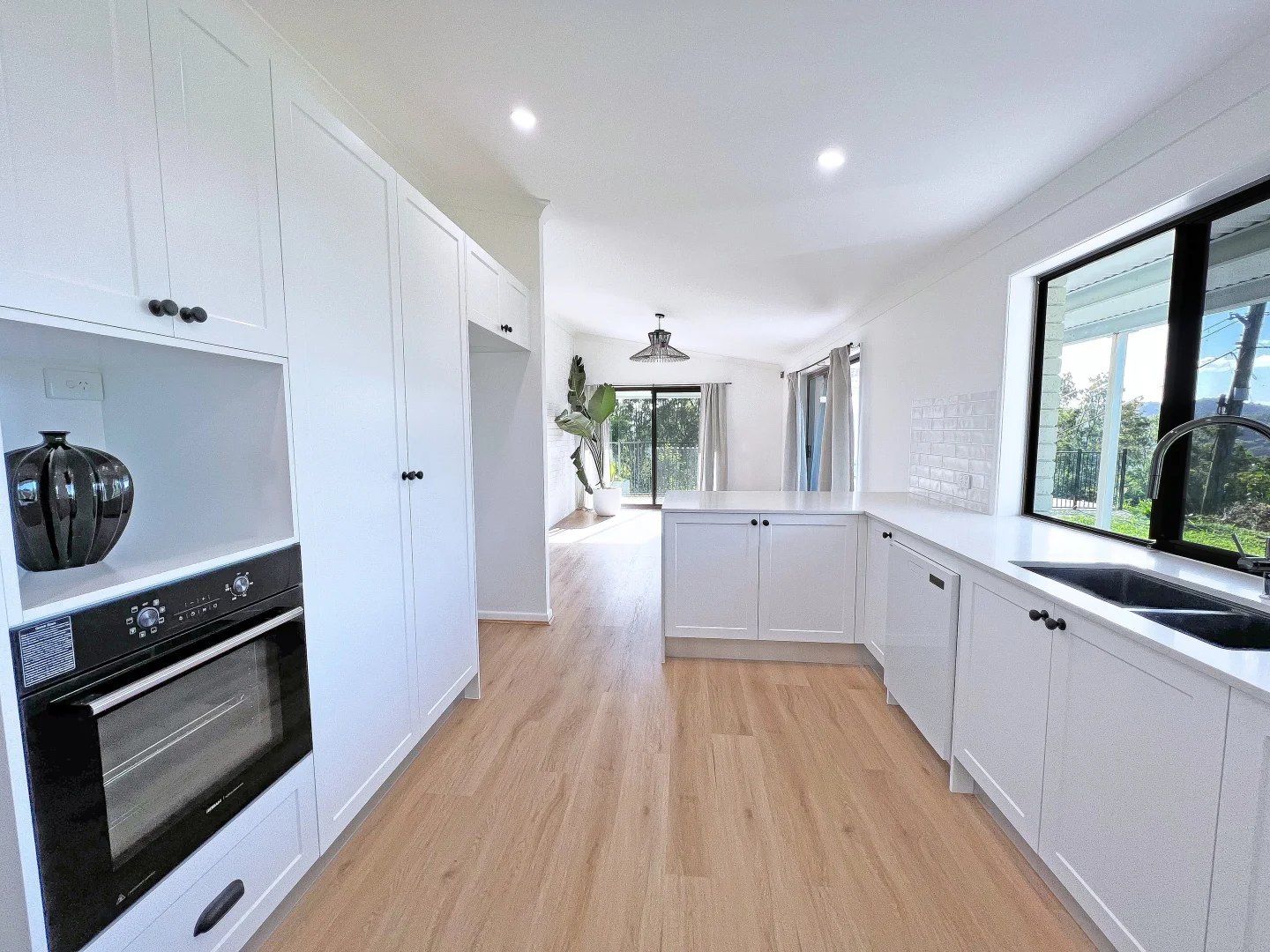 Additional image 6 of 36 Rosemount Dve, Willow Vale QLD 4209