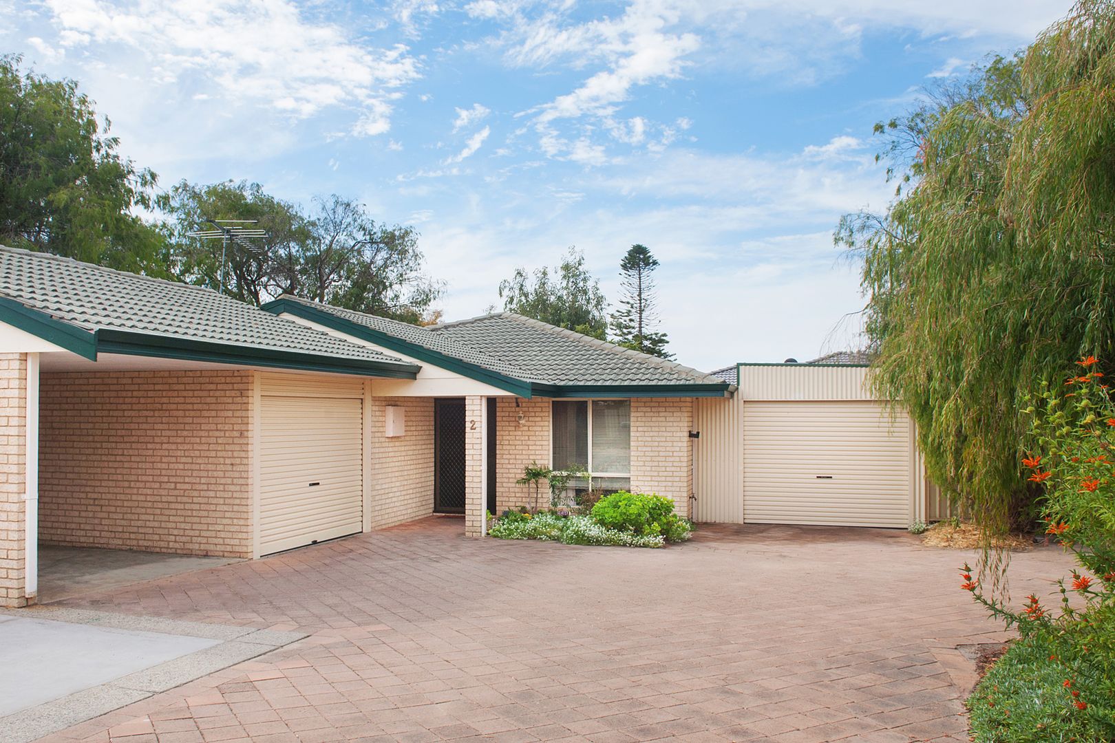 2/14 Melville Court, Geographe WA 6280, Image 1