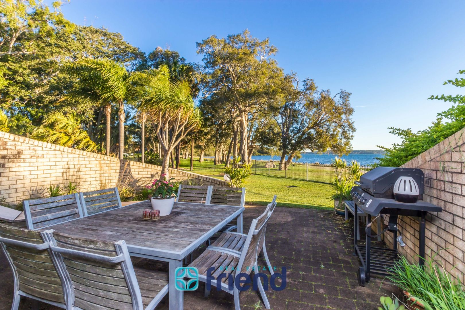 2/4 Cromarty Road, Soldiers Point NSW 2317, Image 2