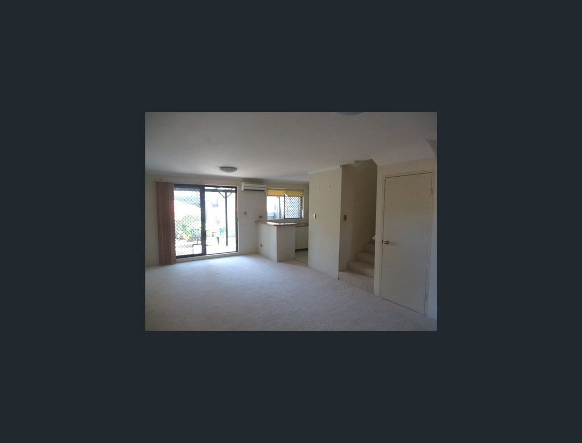 4 bedrooms Townhouse in 32/16-18 Wassell Street CHIFLEY NSW, 2036