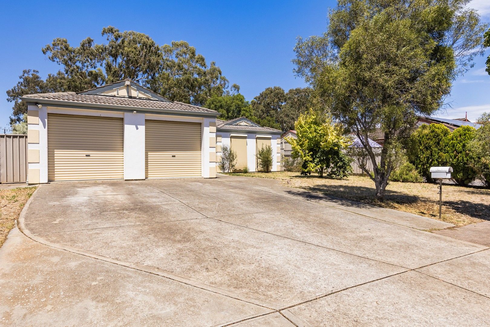 2 Kensington Street, Clovelly Park SA 5042, Image 0