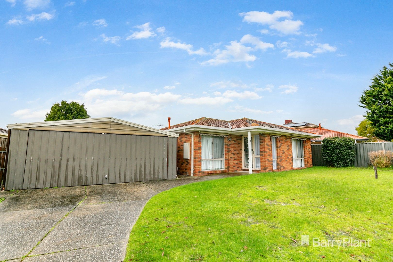 4 bedrooms House in 10 Rowellyn Avenue CARRUM DOWNS VIC, 3201