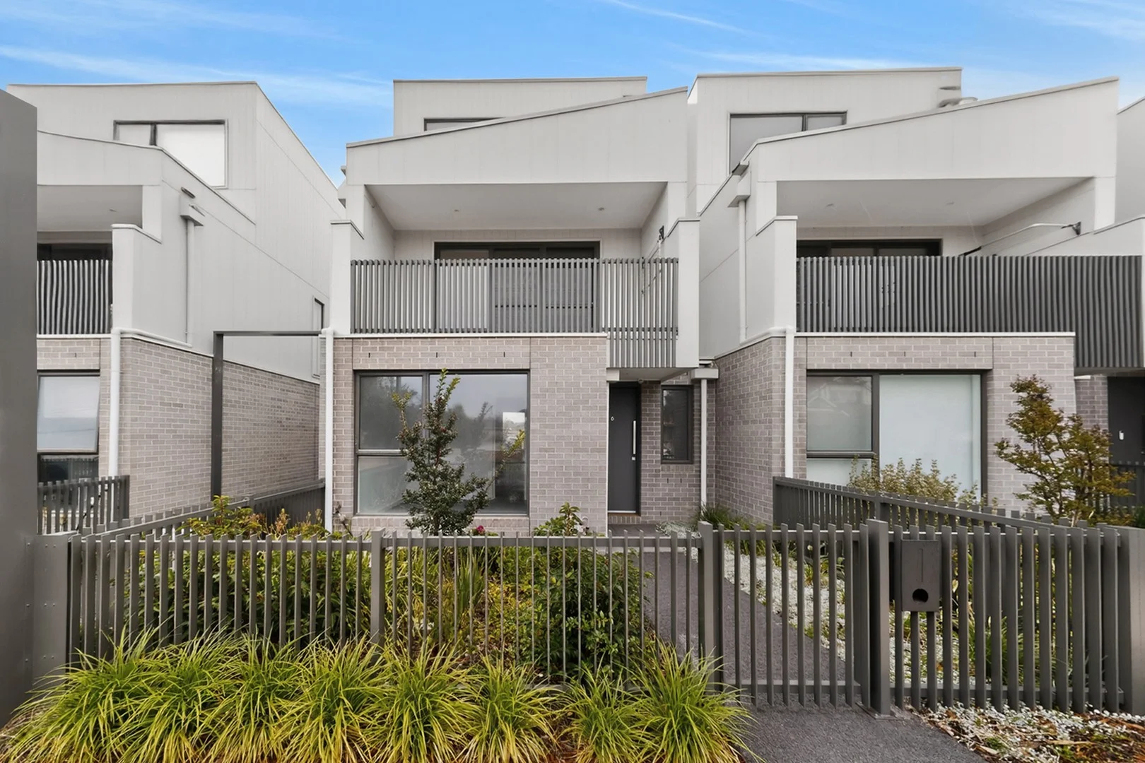 6/92 New Street, South Kingsville VIC 3015