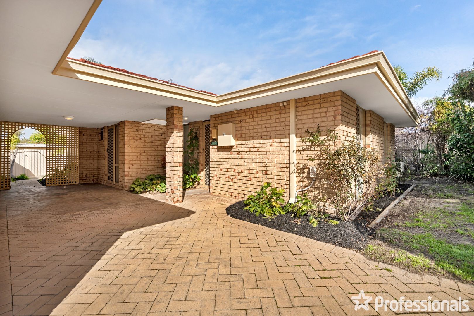 7C Carinda Place, Alexander Heights WA 6064, Image 2