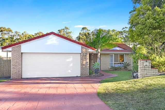 4 bedrooms House in 33 Carner Court PARKWOOD QLD, 4214