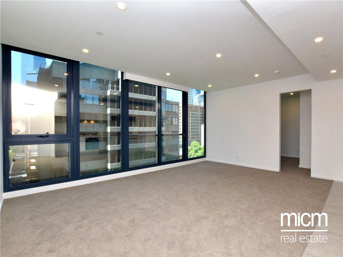 602 560 Lonsdale Street Melbourne Vic 3000 Apartment For Rent 450 00 Domain