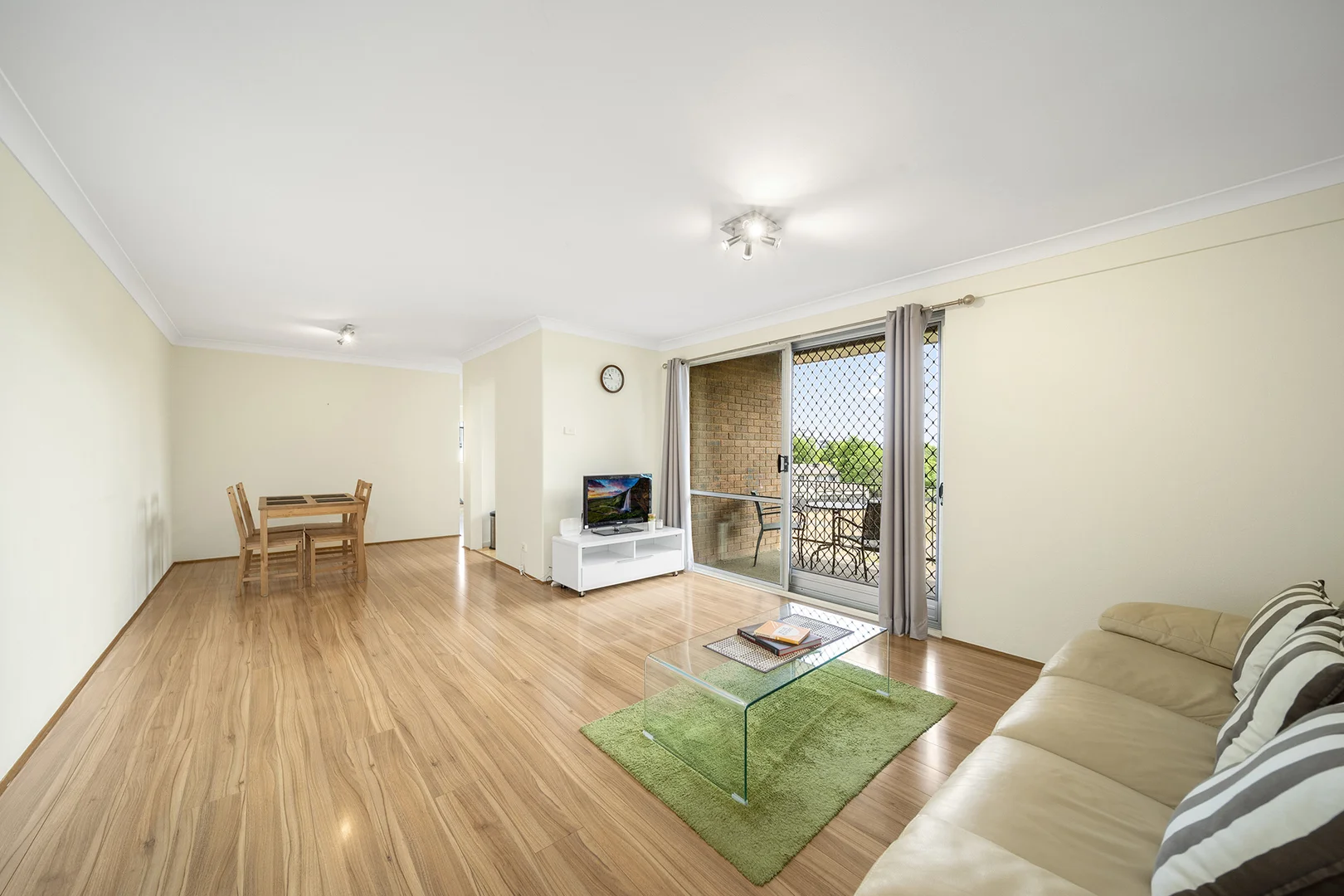 Additional image 5 of 22/99 Canberra Avenue, Griffith ACT 2603