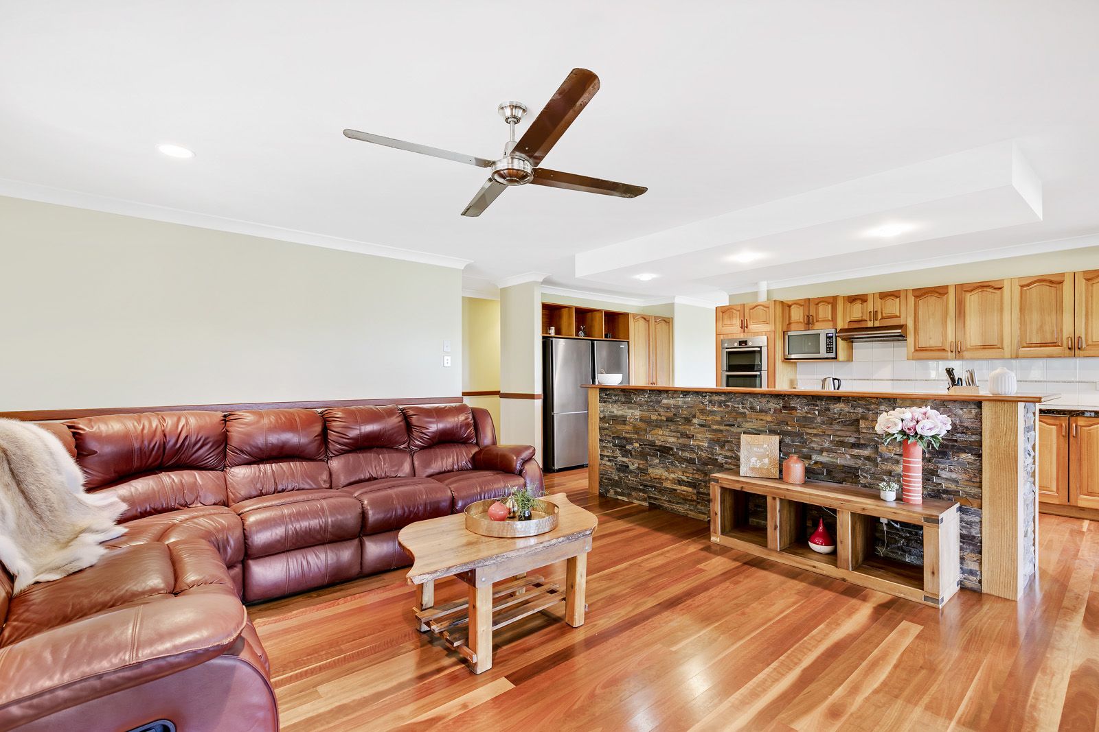 34 Towen Mount Road, Towen Mountain QLD 4560, Image 2