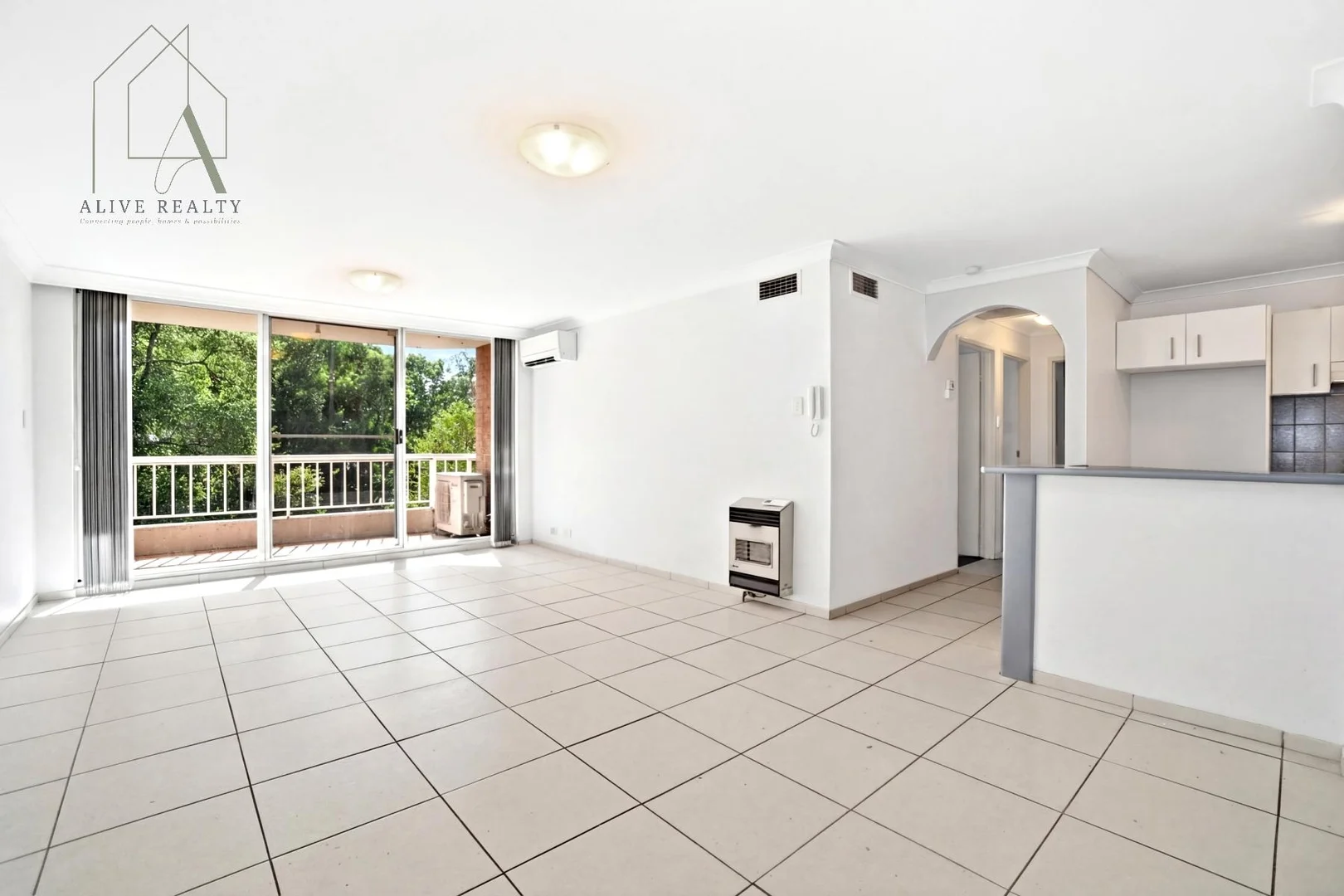 Additional image 2 of 6/2 Mead Drive, Chipping Norton NSW 2170