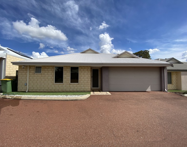 13/3 Mountain Views, Kelmscott WA 6111