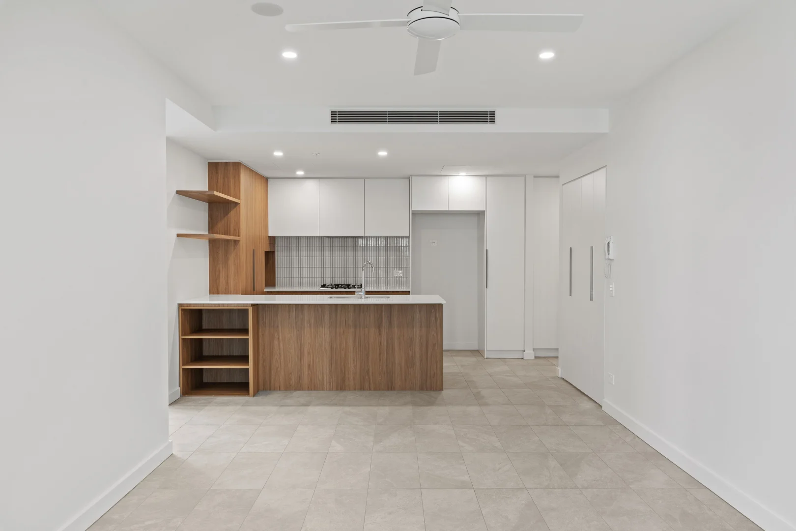 Additional image 8 of 30708/15 Wharf Street, Hamilton QLD 4007