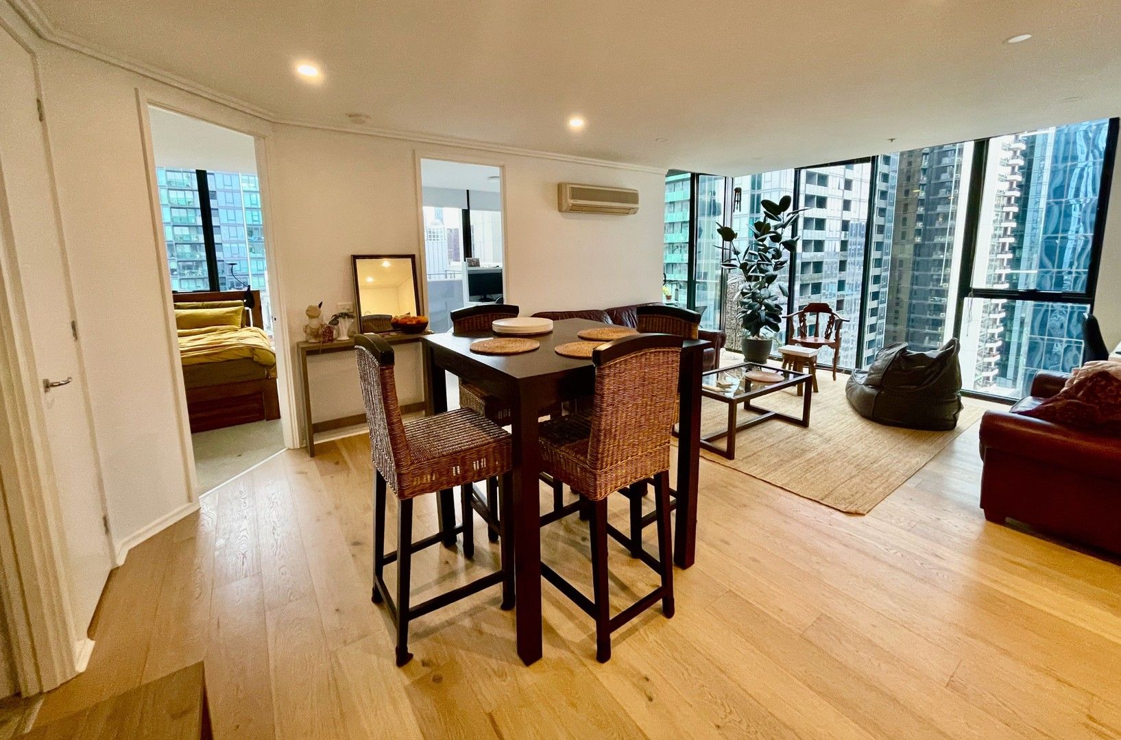 2 bedrooms Apartment / Unit / Flat in UNIT 261/88 KAVANAGH STREET SOUTHBANK VIC, 3006