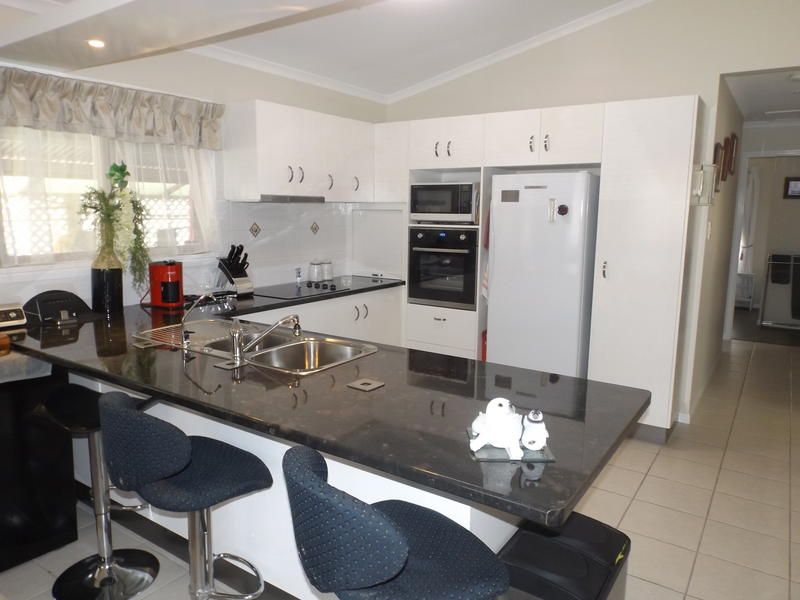 250 / 7 Bay Dr, Urraween QLD 4655, Image 2