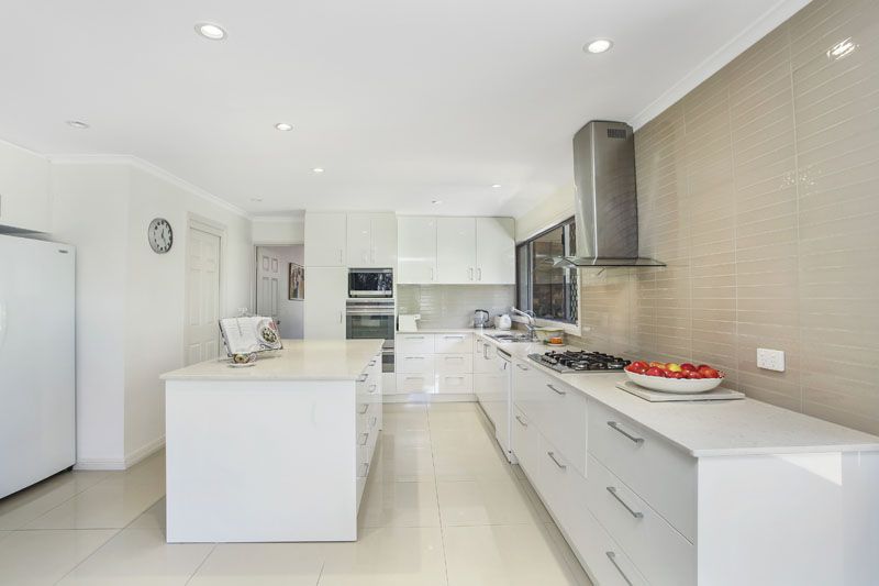 5 Lawson Parade, St Ives NSW 2075, Image 2