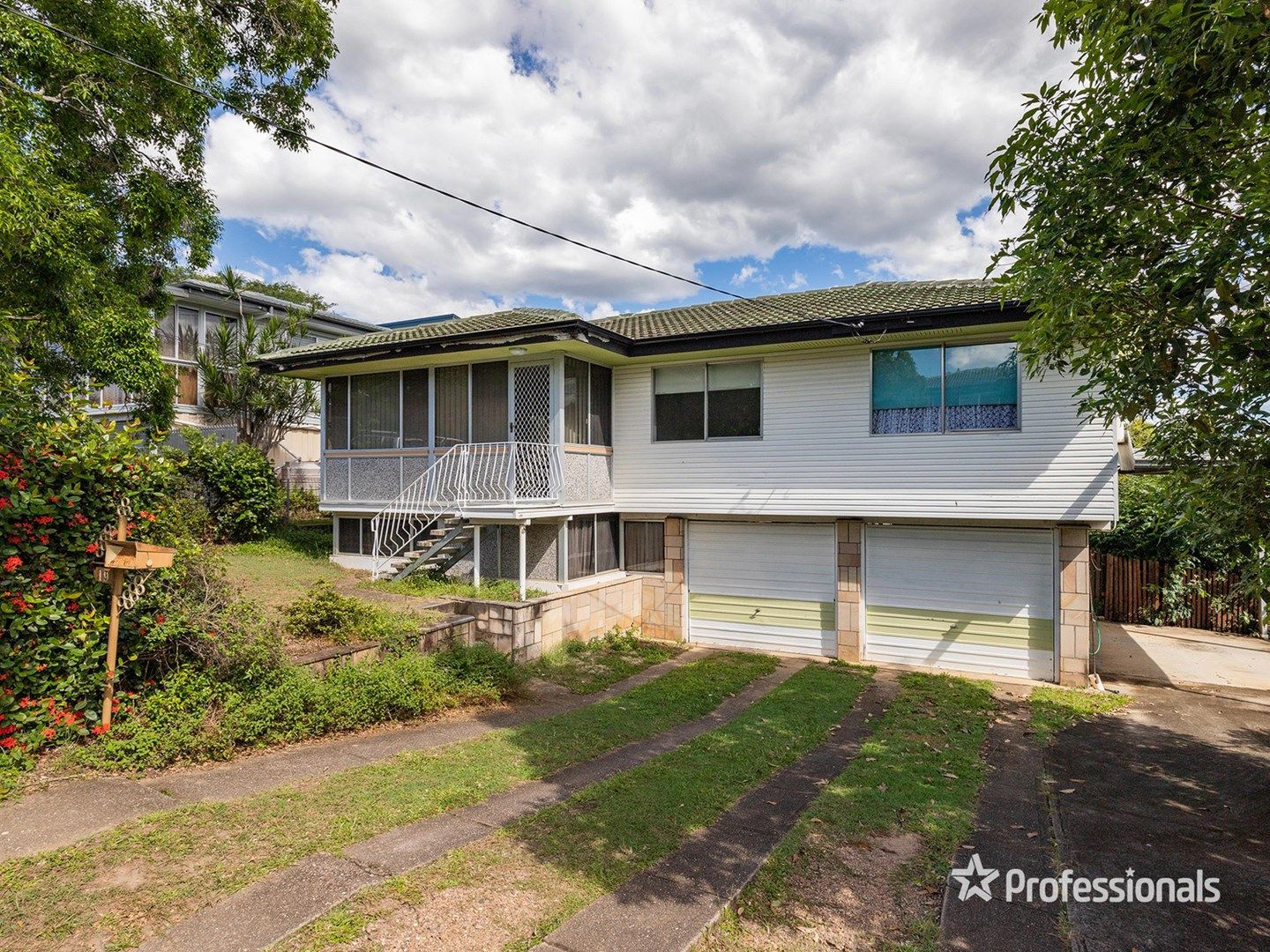 19 Eurobin Crescent, Ferny Hills QLD 4055, Image 0