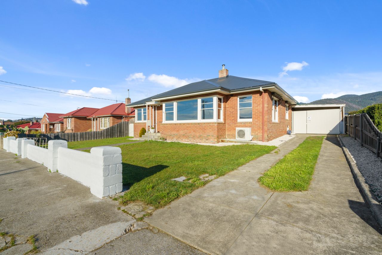 3 bedrooms House in 10 Ruthwell Street MONTROSE TAS, 7010
