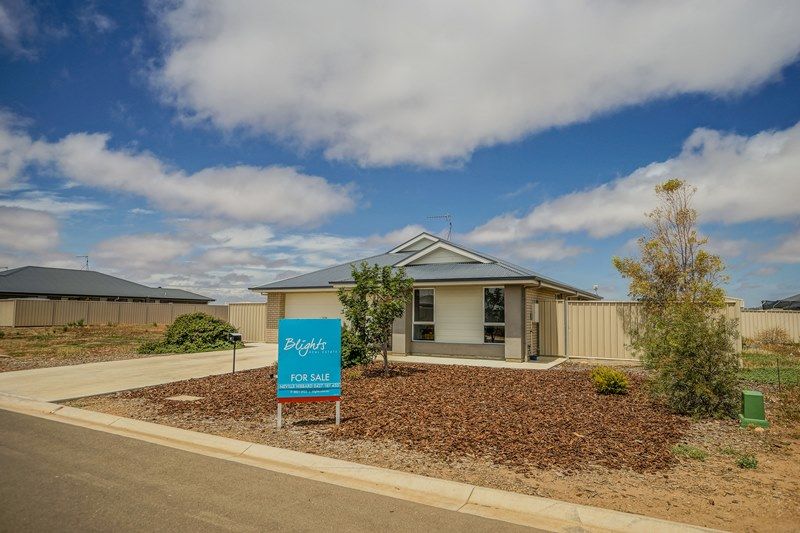 4 Matthew Flinders Drive, Wallaroo SA 5556