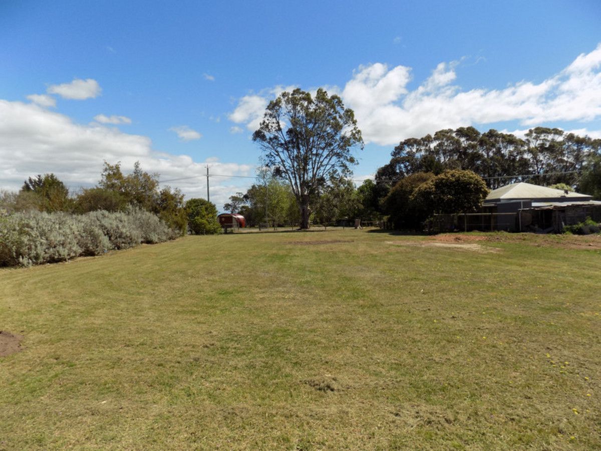 2 Forbes Street, Maffra VIC 3860, Image 0