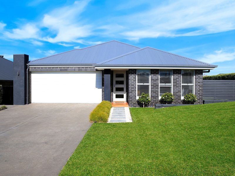 25 Baker Street, Moss Vale NSW 2577, Image 0