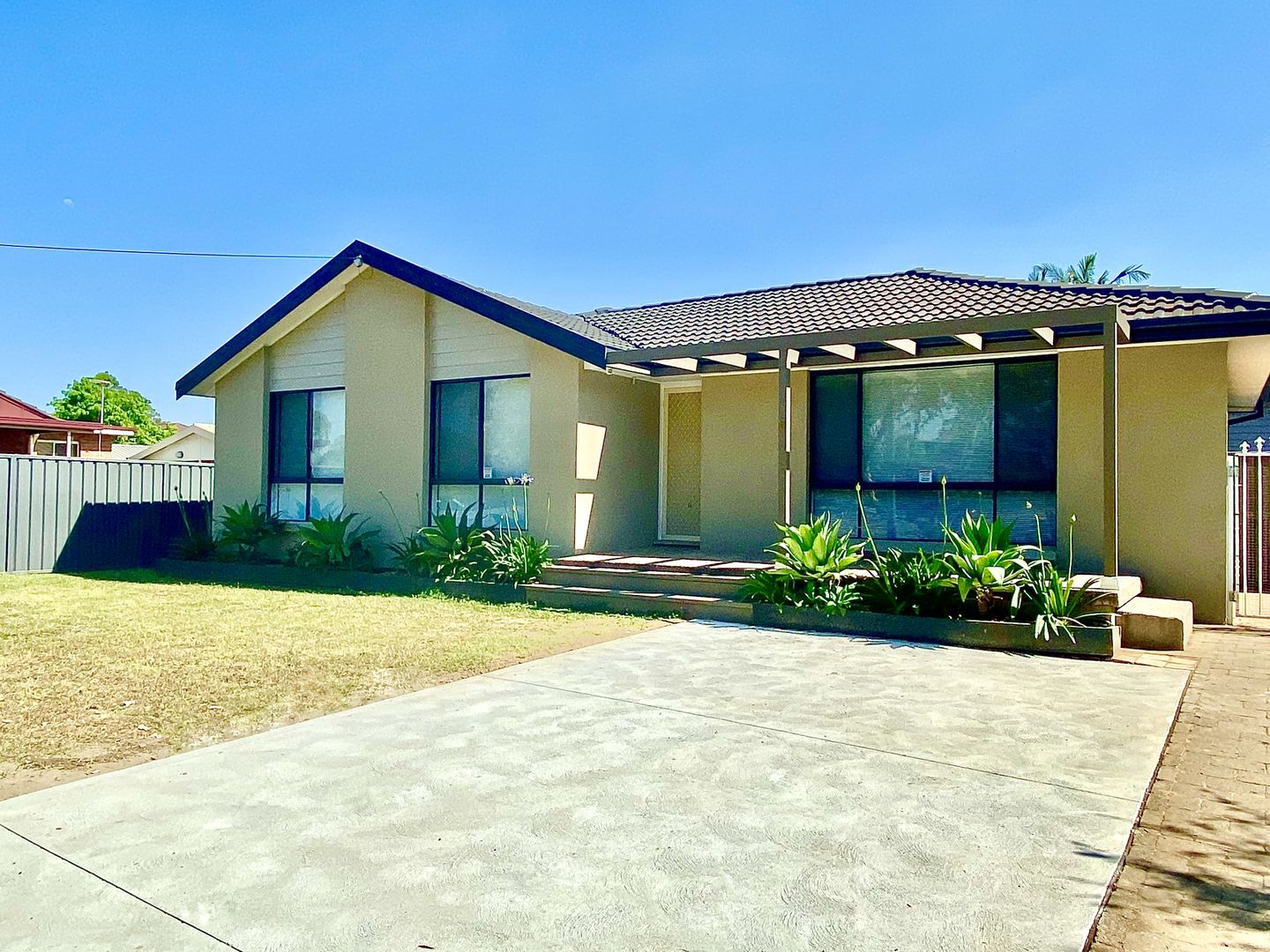 41 Dunheved Road Cambridge Gardens Nsw 2747 House