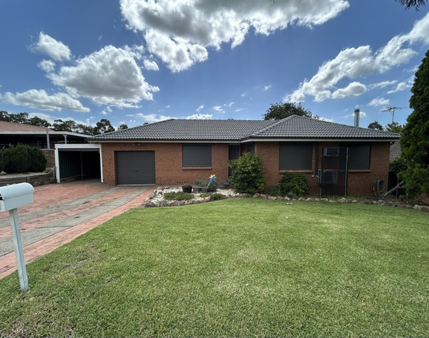 24 Peppermint Road, Muswellbrook NSW 2333