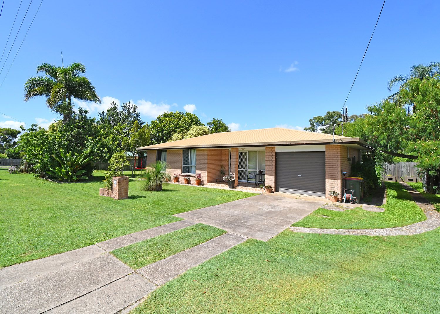 11 Southerden Street, Torquay QLD 4655, Image 1