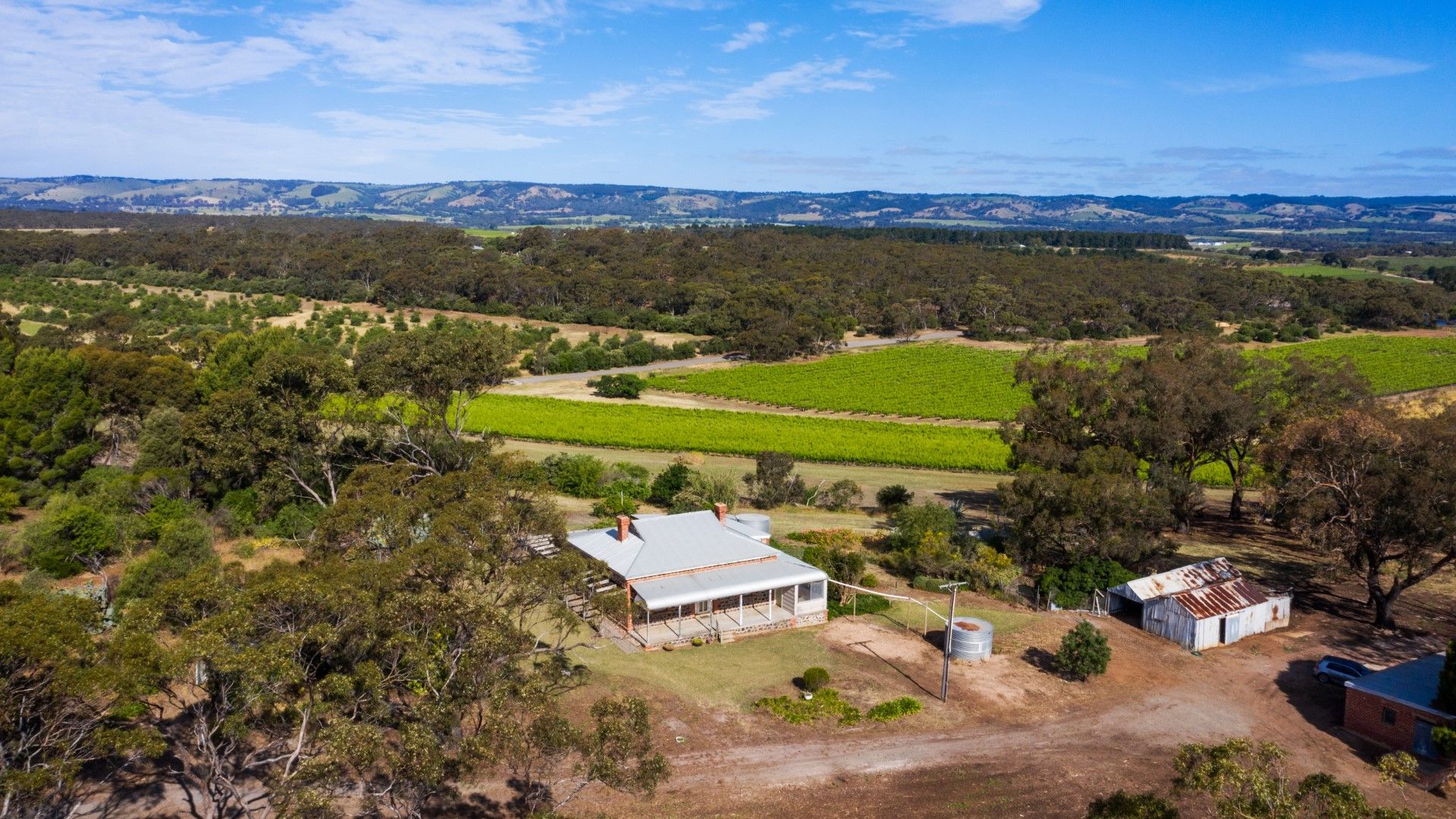 424 Seaview Road, Mclaren Vale SA 5171, Image 2