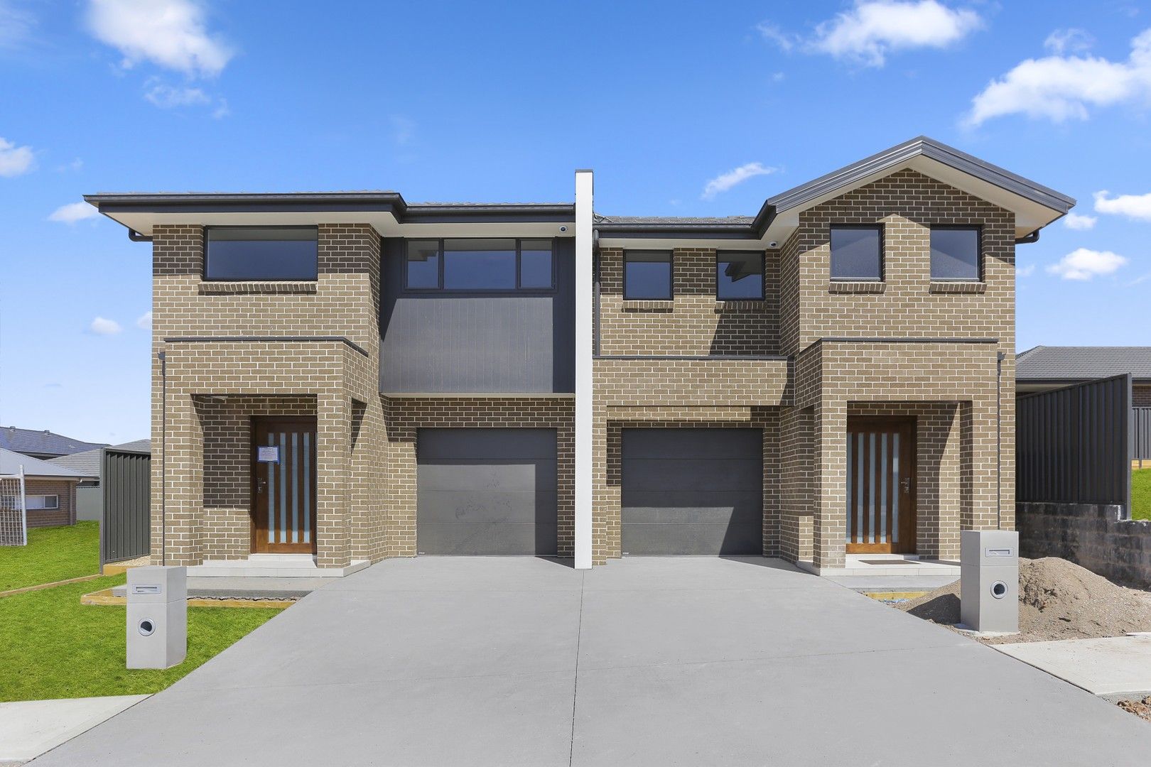 4 bedrooms Semi-Detached in 4B Tasman Street GREGORY HILLS NSW, 2557