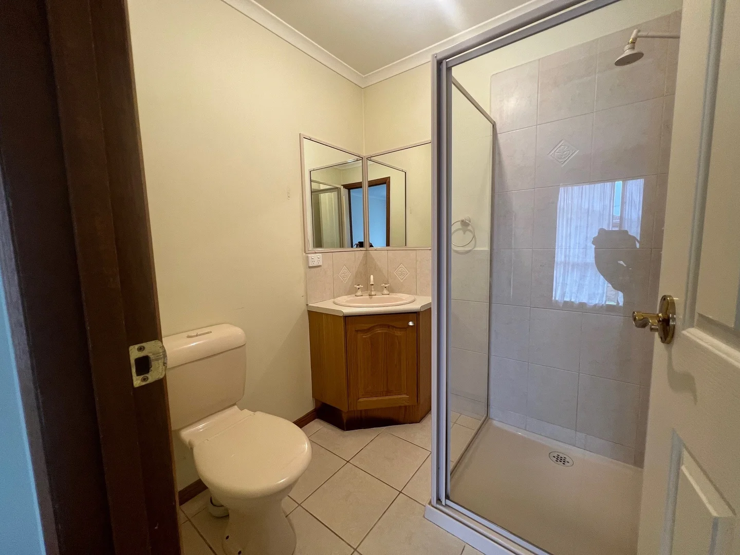 Additional image 11 of 32 Waratah Dve, Altona Meadows VIC 3028