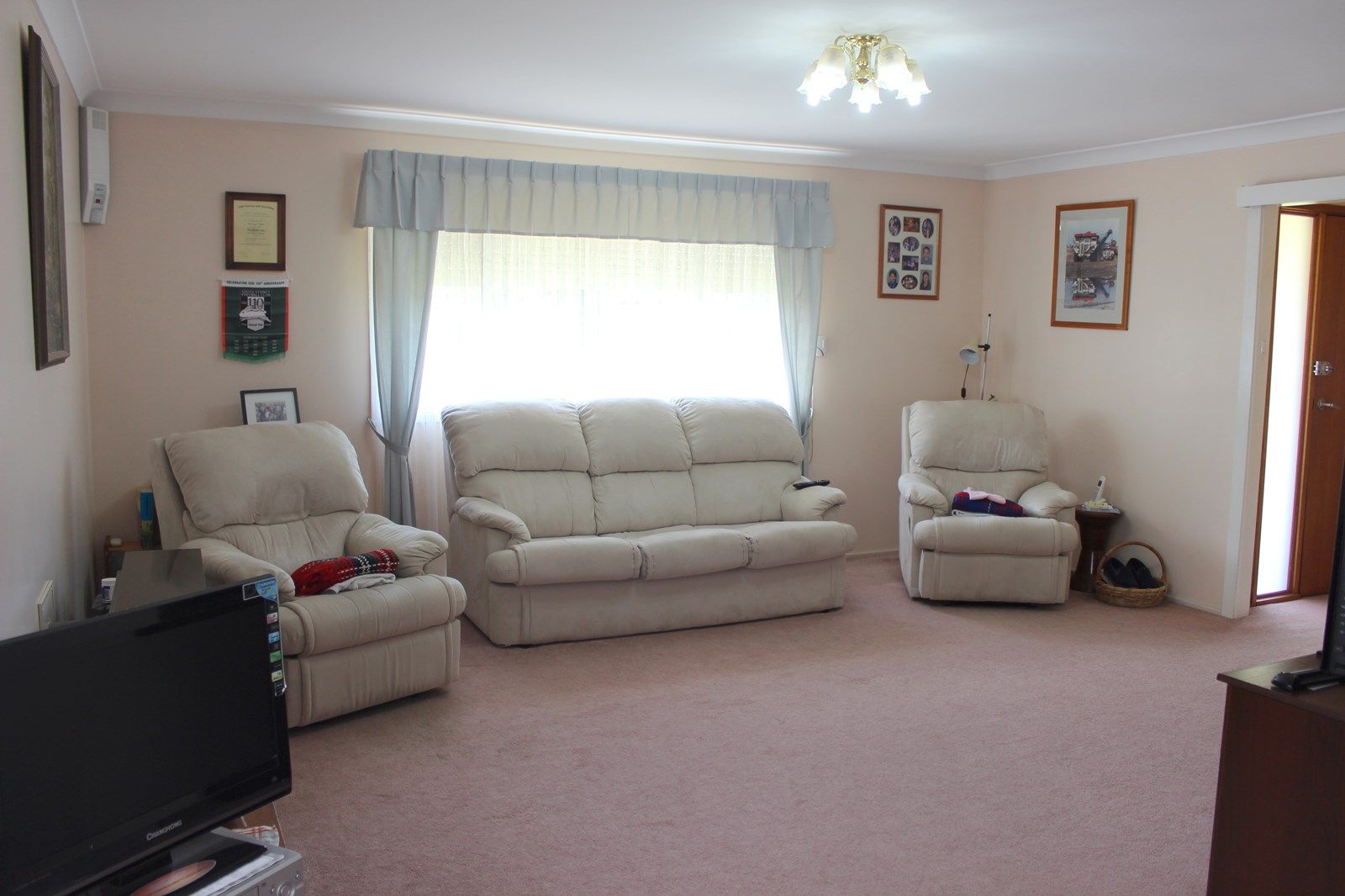 103 Segenhoe St, Aberdeen NSW 2336, Image 2