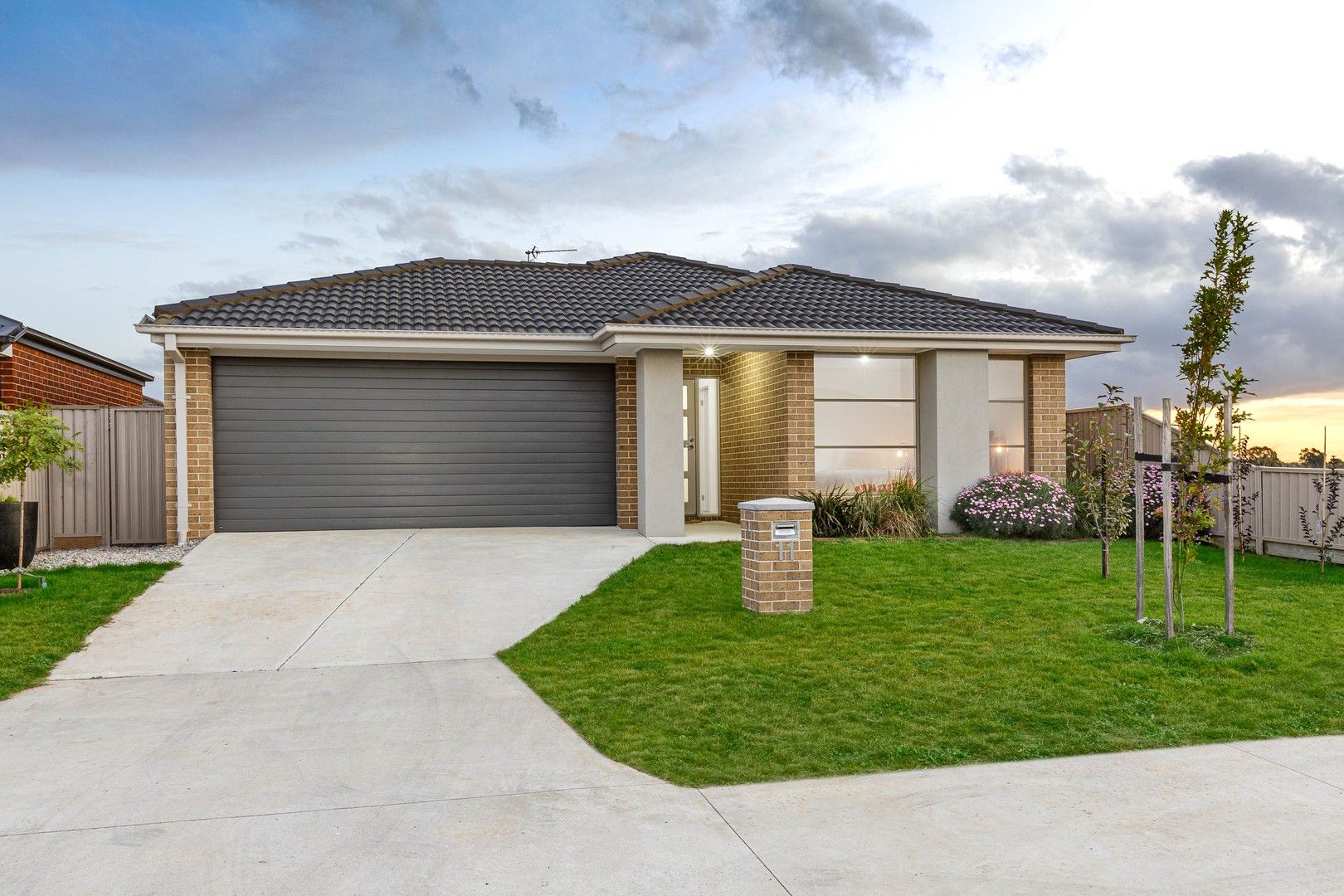 4 bedrooms House in 11 Silver Leaf Way WINTER VALLEY VIC, 3358
