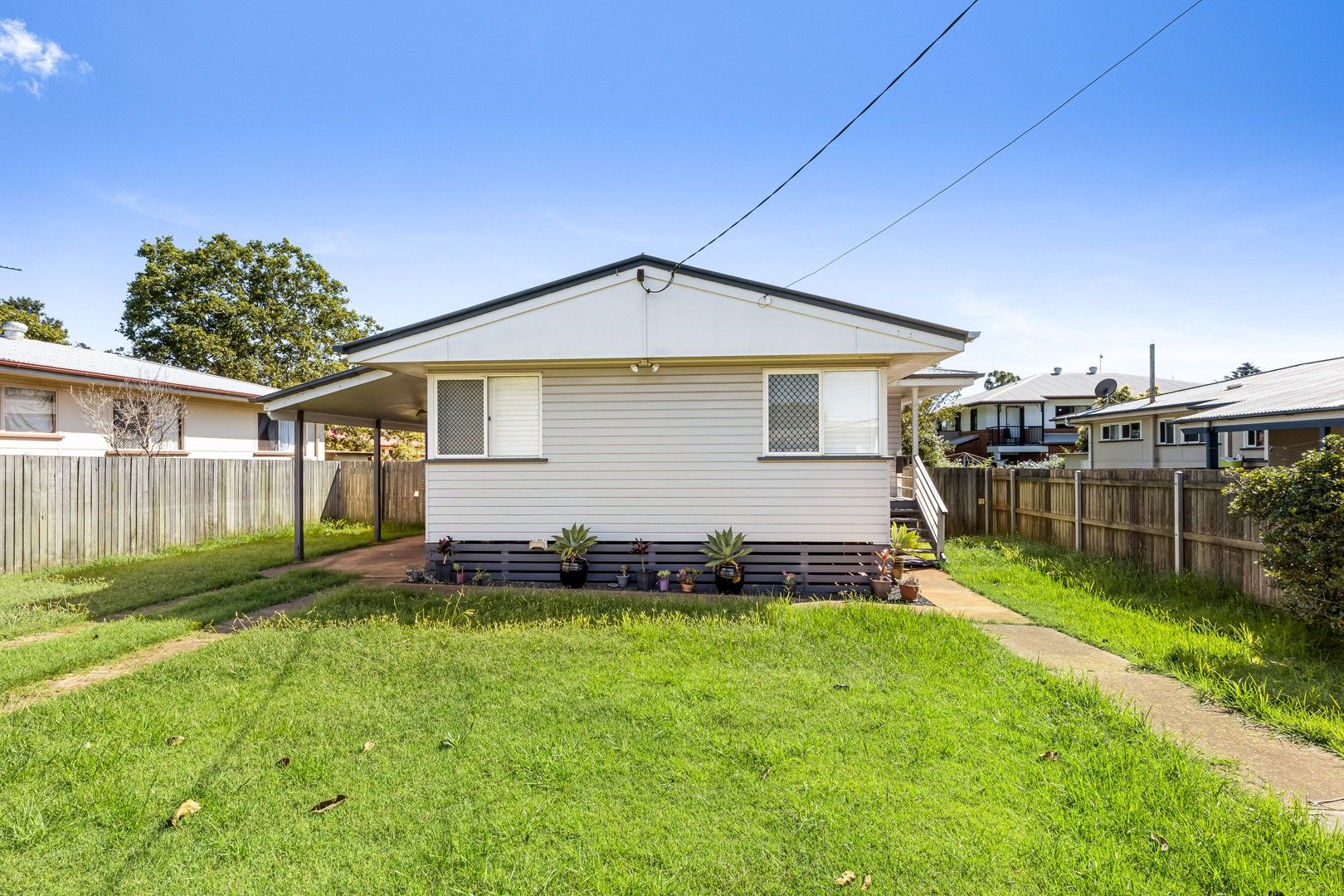 3 bedrooms House in 5 MARTIN PLACE HARRISTOWN QLD, 4350