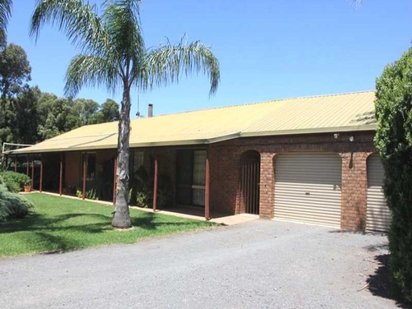 7355 Goulburn Valley Highway, Kialla West Property History & Address