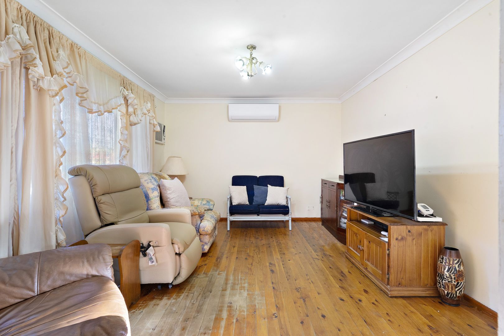 7 Day Place, Prospect NSW 2148, Image 2