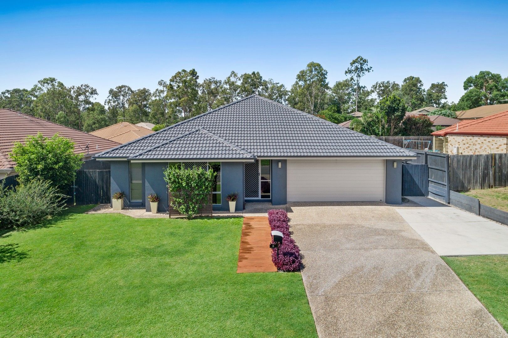 8 Sunrise Place, Flagstone QLD 4280, Image 1