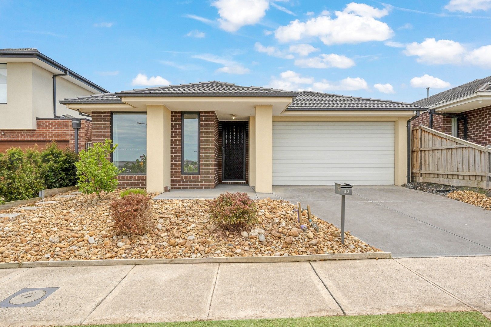 42 Hartleigh Street, Clyde VIC 3978 House For Rent 600 Domain