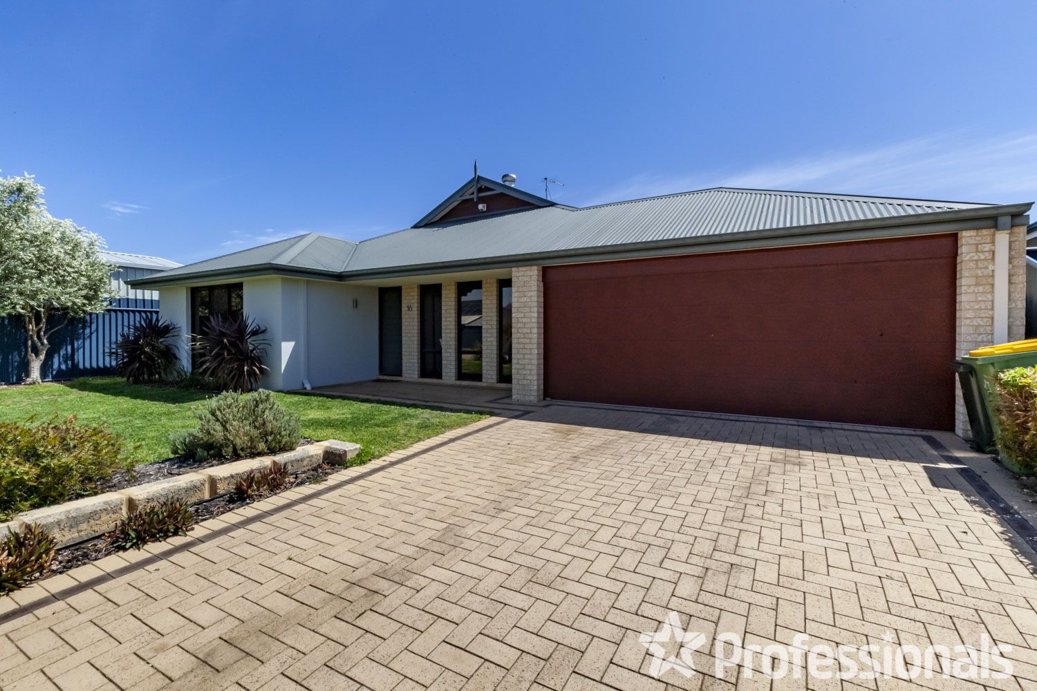 16 Marr Street, Byford WA 6122, Image 1