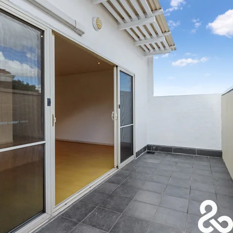 Additional image 8 of 2/949 Plenty Road, Kingsbury VIC 3083