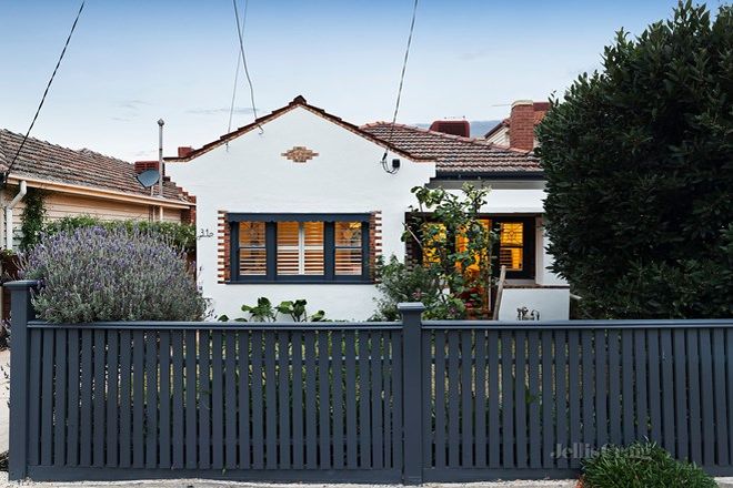 Picture of 31 Disraeli Grove, PASCOE VALE SOUTH VIC 3044
