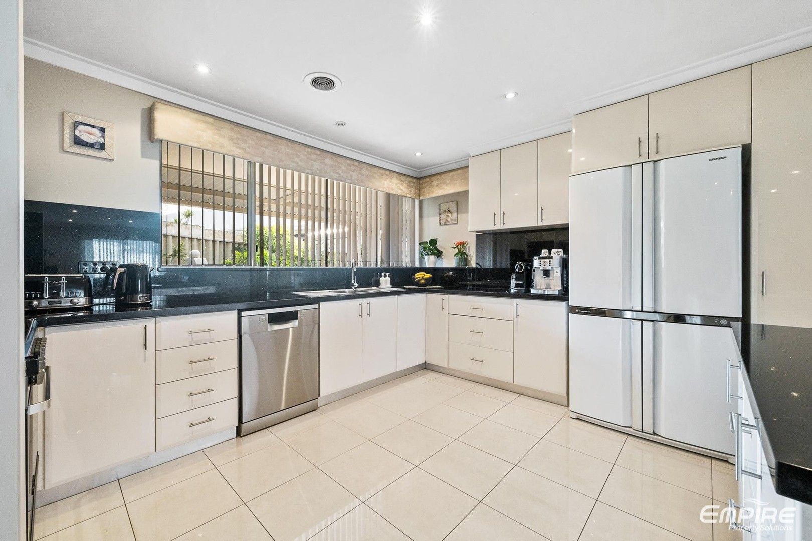 395 Hamilton Road, Coogee WA 6166, Image 1